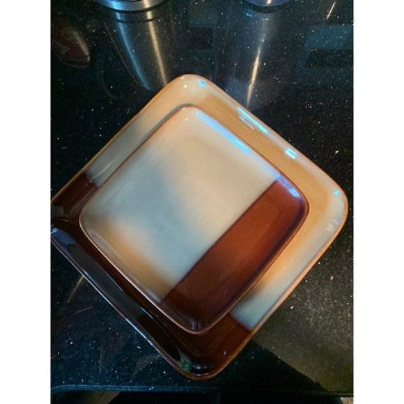 Sango dinner plate set